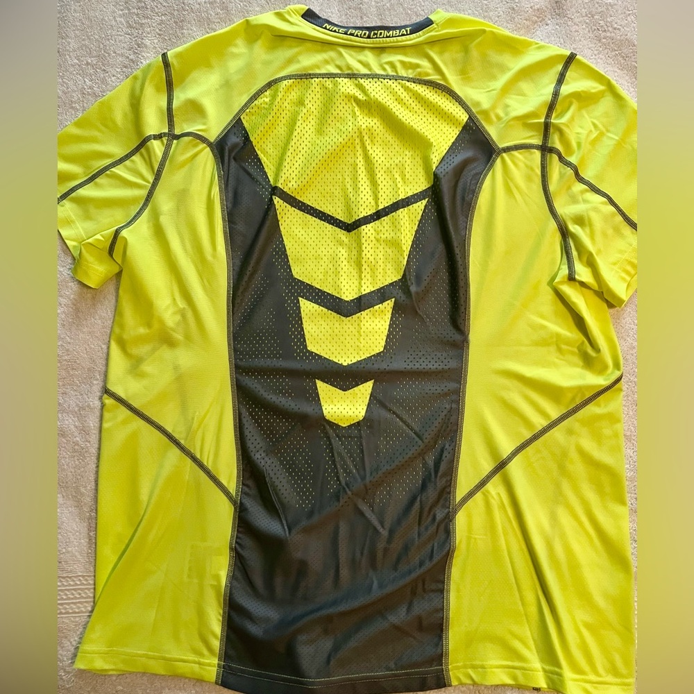 Men’s Nike Pro Combat Dri-Fit Fitted Shirt, Size XL, Yellow & Gray, Pre-Owned - Picture 6 of 11